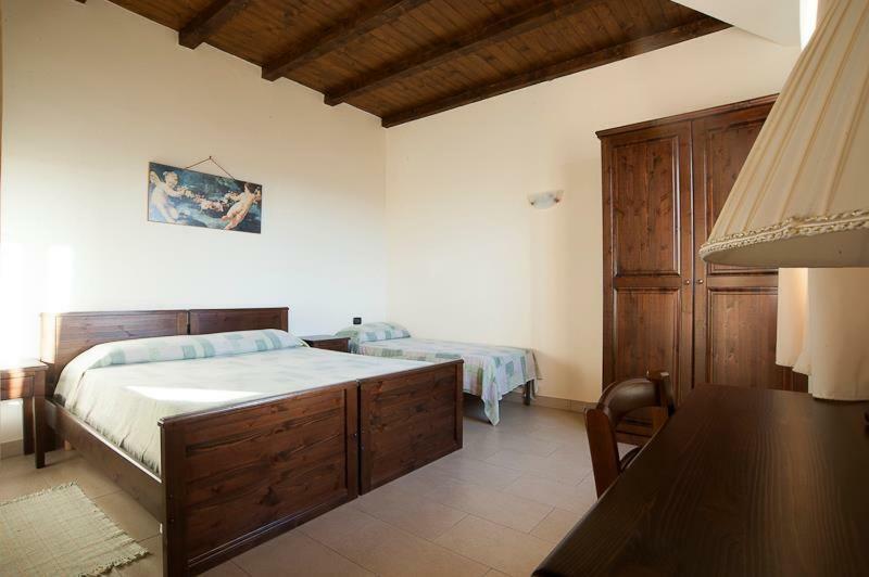 Вилла Agriturismo Case Varisco Ventimiglia di Sicilia Экстерьер фото