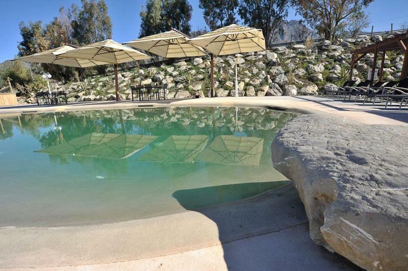 Вилла Agriturismo Case Varisco Ventimiglia di Sicilia Экстерьер фото